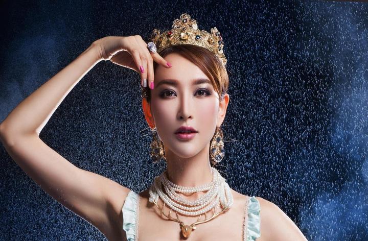专业SPA馆中的夫妻SPA服务